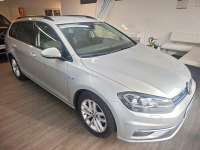 Gebraucht VW Golf VII Comfortline 131 PS (96 kW) 2019 Silber Kombi
