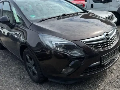 Gebraucht Opel Zafira Tourer Style 140 PS (102 kW) 2015 Braun Van / Kleinbus