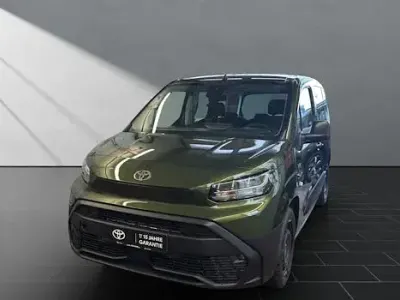 Nowe Toyota Proace Verso City 110 KM (80 kW) 2026 Zielony Kombi