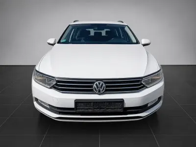 Gebraucht VW Passat Business 150 PS (110 kW) 2016 Weiß Kombi