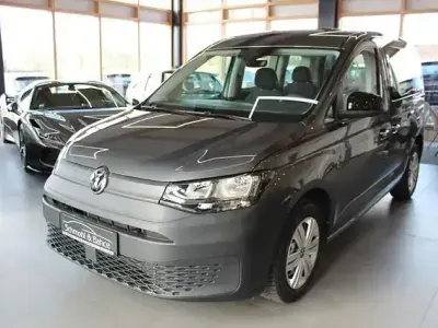 Second-hand VW Caddy 102 CP (75 kW) 2024 Gri Monovolum