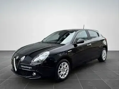 Gebraucht Alfa Romeo Giulietta 120 PS (88 kW) 2016 Schwarz Kleinwagen