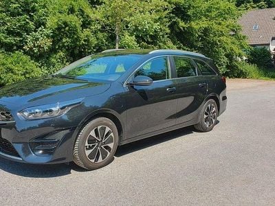 Gebraucht Kia Ceed Sportswagon 141 PS (103 kW) 2022 Schwarz Kombi