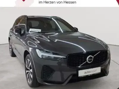 Gebraucht Volvo XC60 Plus 197 PS (144 kW) 2023 Grau SUV
