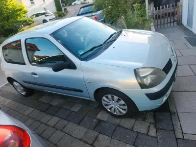 Gebraucht Renault Clio 55 PS (40 kW) 2003 Grau Kleinwagen