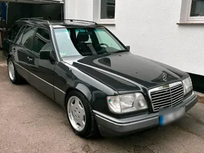 Brugt Mercedes E220 150 HK (110 kW) 1995 Andere farben Stationcar