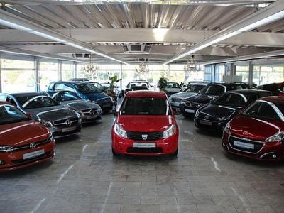 Rot Gebraucht 2009 Dacia Sandero Basis Kleinwagen | 2.990 € (Teuer)