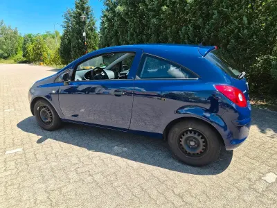 Gebraucht Opel Corsa 72 PS (52 kW) 2012 Blau Kleinwagen