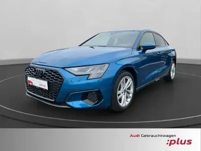 Używany Audi A3 Advanced 110 KM (80 kW) 2022 Niebieski Sedan/Limuzyna