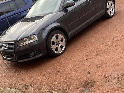 Grau Gebraucht 2010 Audi A3 Limousine | 5.999 € (Guter Preis)