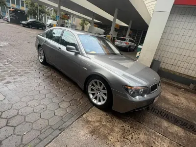 Gebraucht BMW 745L 333 PS (244 kW) 2003 Silber Limousine