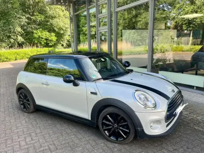 Gebraucht Mini John Cooper Works Sport 136 PS (100 kW) 2016 Weiß Kleinwagen