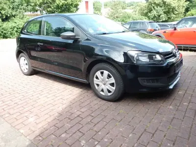 Gebraucht VW Polo Trendline 60 PS (44 kW) 2014 Schwarz Kleinwagen