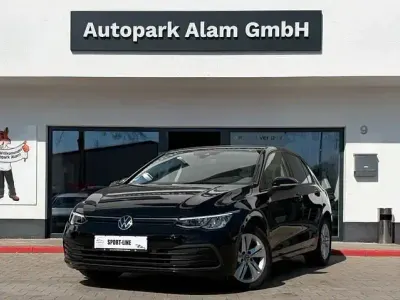 Gebraucht VW Golf VIII Life 131 PS (96 kW) 2020 Schwarz Limousine