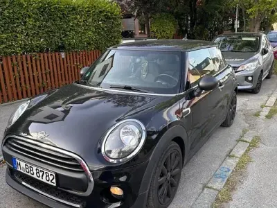 Gebraucht Mini ONE 75 PS (55 kW) 2018 Schwarz Kleinwagen