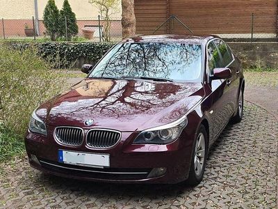 Second-hand BMW 523 Sport Line 190 CP (139 kW) 2007 Roșu Berlinǎ