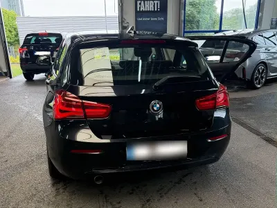 Gebraucht BMW 116 Sport Line 116 PS (85 kW) 2017 Schwarz Kleinwagen