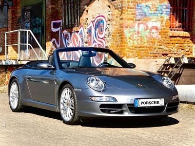 Porsche 911 Carrera Cabriolet