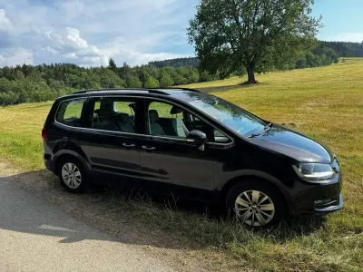 Gebraucht VW Sharan Comfortline 140 PS (102 kW) 2010 Schwarz Van / Kleinbus