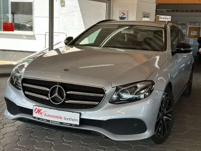 Używany Mercedes E220 Avantgarde 194 KM (142 kW) 2017 Srebrny Sedan/Limuzyna