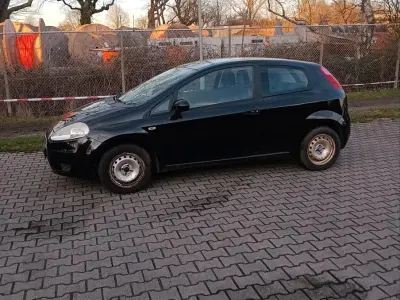 Gebraucht Fiat Punto 70 PS (51 kW) 2009 Schwarz Kleinwagen
