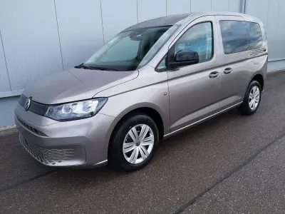 Neu VW Caddy 116 PS (85 kW) 2026 Beige Van / Kleinbus