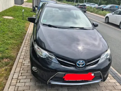 Gebraucht Toyota Auris 99 PS (72 kW) 2013 Schwarz Limousine