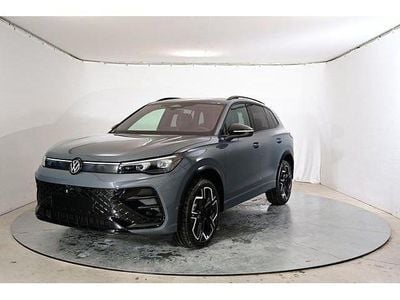 Neu VW Tiguan Sportline 265 PS (194 kW) 2025 Deep black perleffekt SUV