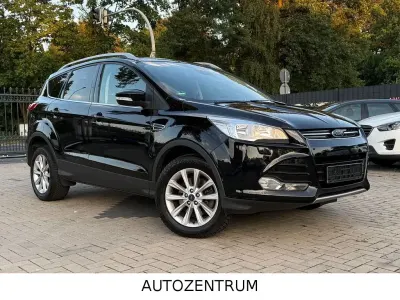 Gebraucht Ford Kuga Titanium 150 PS (110 kW) 2016 Schwarz SUV