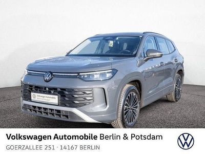 Delfingrau metallic Gebraucht 2025 VW Tayron R SUV | 45.950 € (Guter Preis)