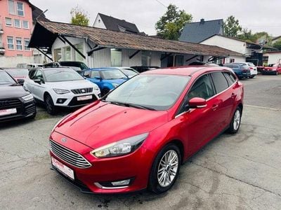 Rot Gebraucht 2018 Ford Focus Titanium Kombi | 8.890 € (Superpreis)