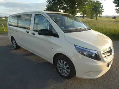 Gebraucht Mercedes Vito 163 PS (119 kW) 2019 Gelb Van