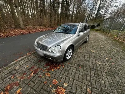 Gebraucht Mercedes C180 143 PS (105 kW) 2003 Braun Kombi