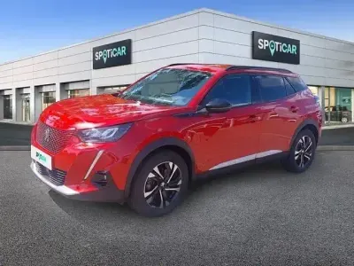 Gebraucht Peugeot e-2008 Allure 100 kW (136 PS) 2022 Rot SUV