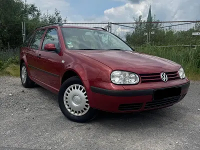 Gebraucht VW Golf IV Comfortline 116 PS (85 kW) 2000 Rot Kombi