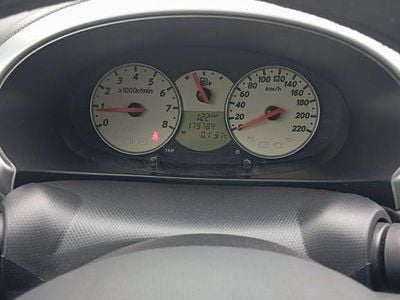 Blau Gebraucht 2005 Nissan Micra C+C Premium Edition Cabrio | 2.200 € (Fairer Preis)