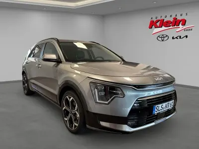 Neu Kia Niro Spirit 129 PS (94 kW) 2026 Grau SUV