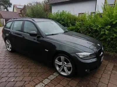 Gebraucht BMW 320 177 PS (130 kW) 2009 Schwarz Kombi
