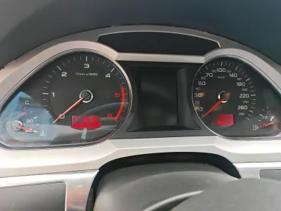 Gebraucht Audi A6 Business 136 PS (100 kW) 2011 Blau Kombi
