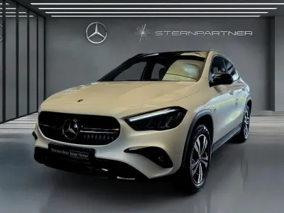 Gebraucht Mercedes GLA250 Progressive 163 PS (119 kW) 2025 Weiß SUV