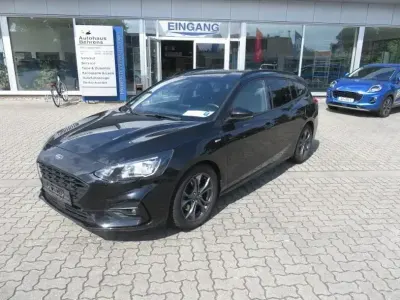 Gebraucht Ford Focus 125 PS (91 kW) 2019 Schwarz