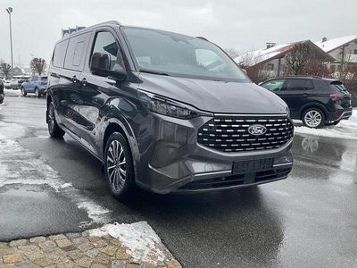 Neu Ford Tourneo 232 PS (170 kW) 2025 Andere Van / Kleinbus