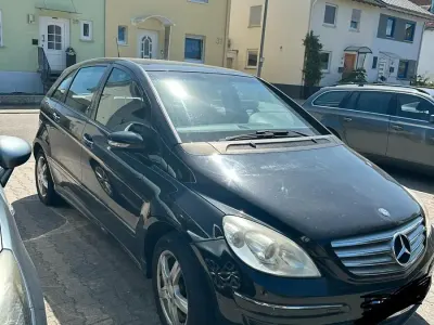Gebraucht Mercedes B150 95 PS (69 kW) 2006 Schwarz Van / Kleinbus
