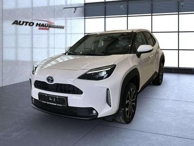 Gebraucht Toyota Yaris Cross Team 116 PS (85 kW) 2022 Weiß SUV