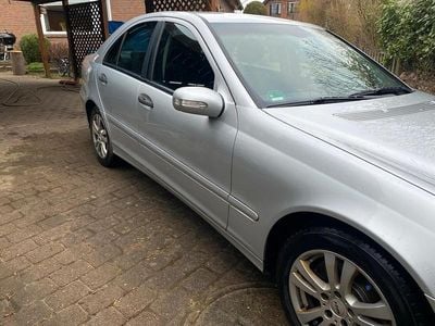Mercedes C220