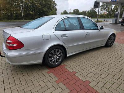 Mercedes 200