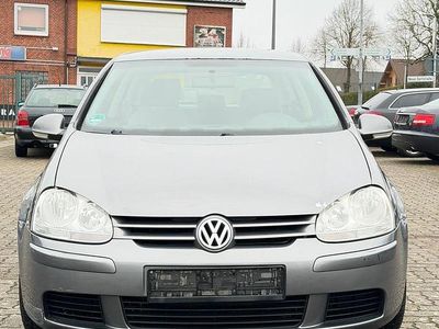 Gebraucht VW Golf V 125 PS (91 kW) 2005 Silber Kleinwagen