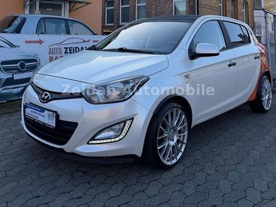 Gebraucht Hyundai i20 Classic 86 PS (63 kW) 2012 Weiß Kleinwagen