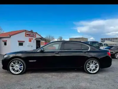 Gebraucht BMW 750L 450 PS (330 kW) 2010 Schwarz Limousine