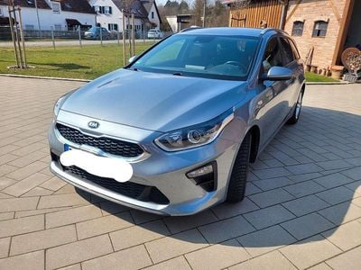 Second-hand Kia Ceed Sportswagon GT-Line 160 CP (117 kW) 2021 Albastru Break